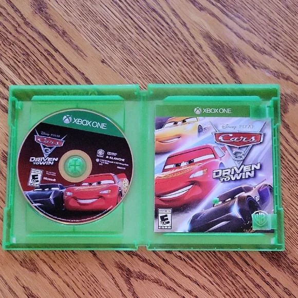 Cars 3: Driven to Win Xbox One Game - Picture 2 of 3